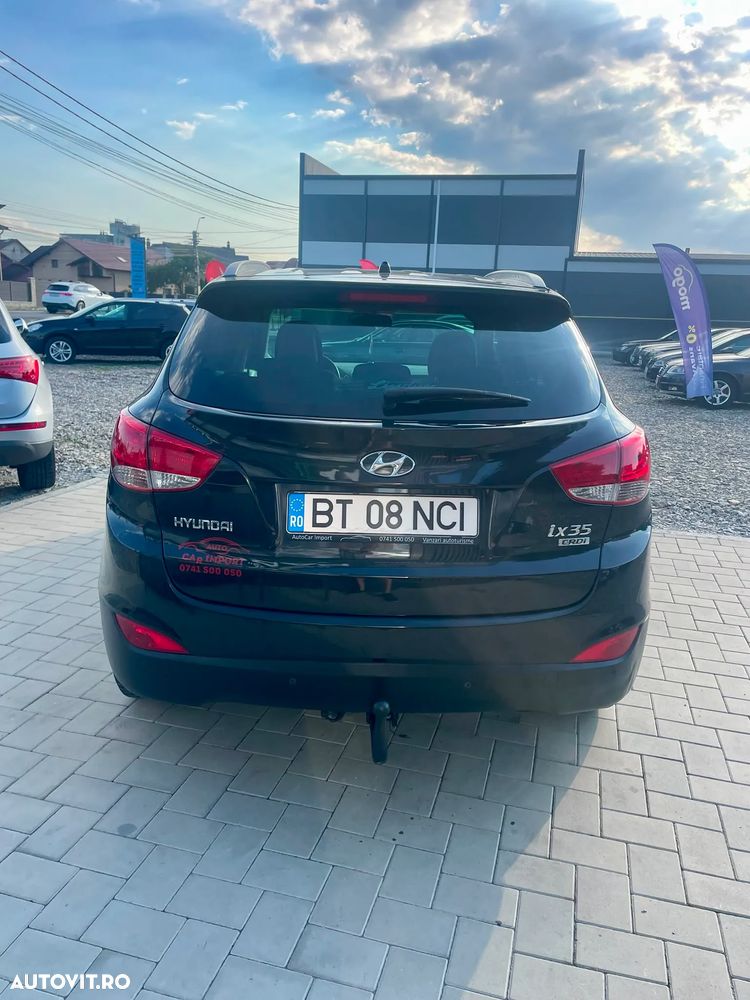 HYUNDAI ix35 2010 — imagine 3