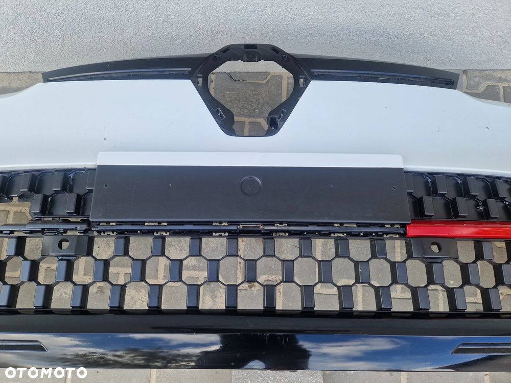 Zderzak Renault Megane 5 V E tech - 5