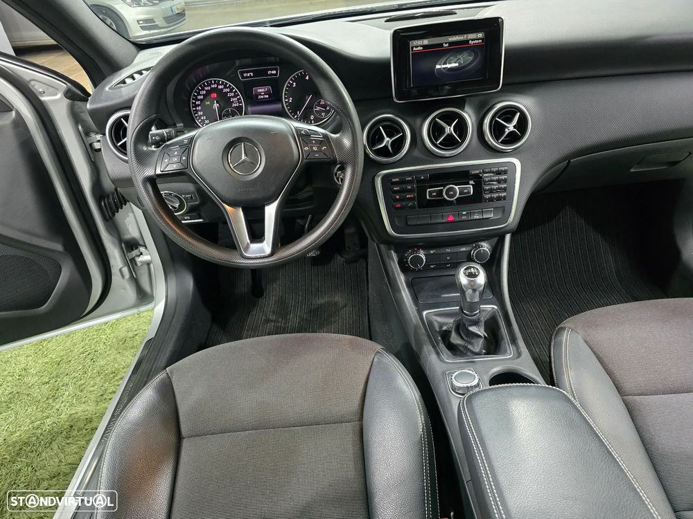 Mercedes-Benz A 180 - 12