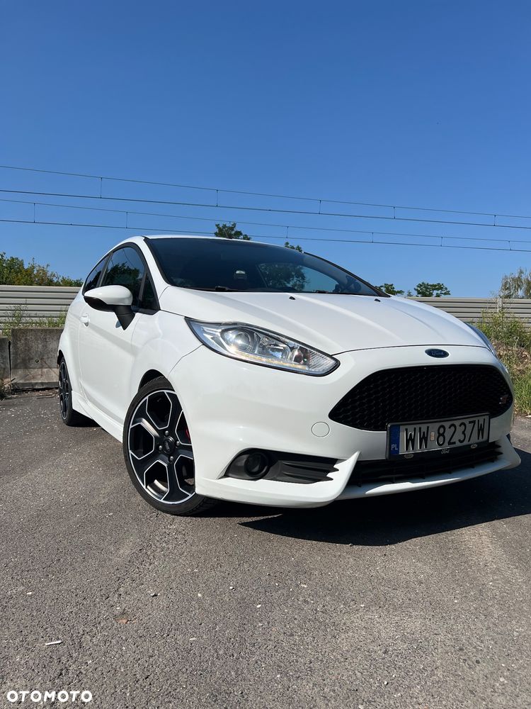 Ford Fiesta ST2 EU6 - 9