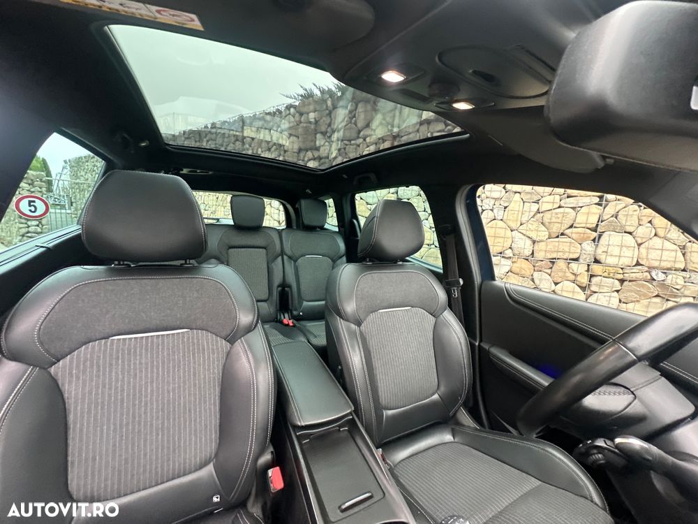 Renault Grand Scenic TCe 140 GPF BLACK EDITION - 7