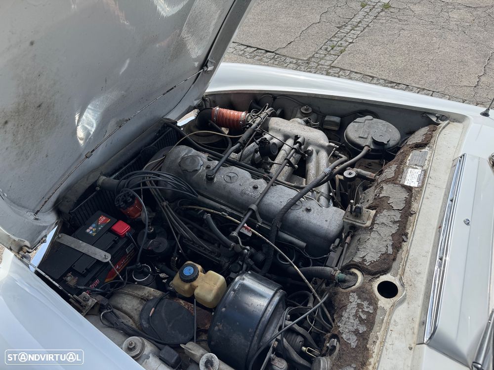 Mercedes-Benz SL 230 - 26