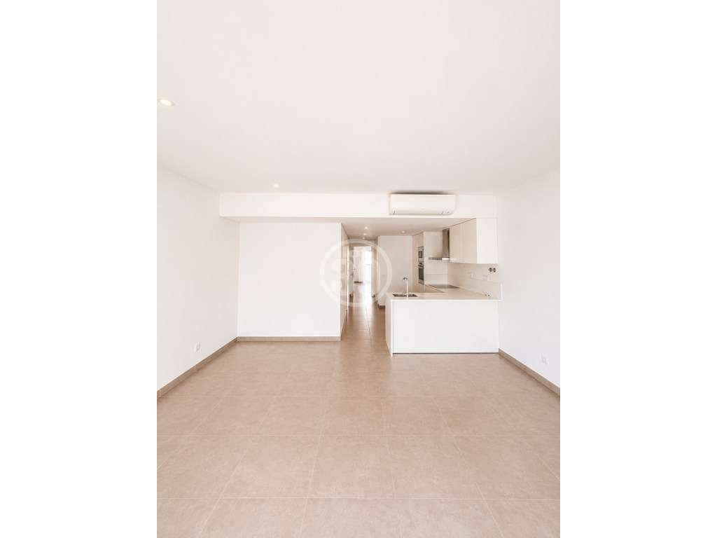 Apartamento T1 Como Novo em Condomínio Exclusivo com Piscina na Cob... - Grande imagem: 2/31