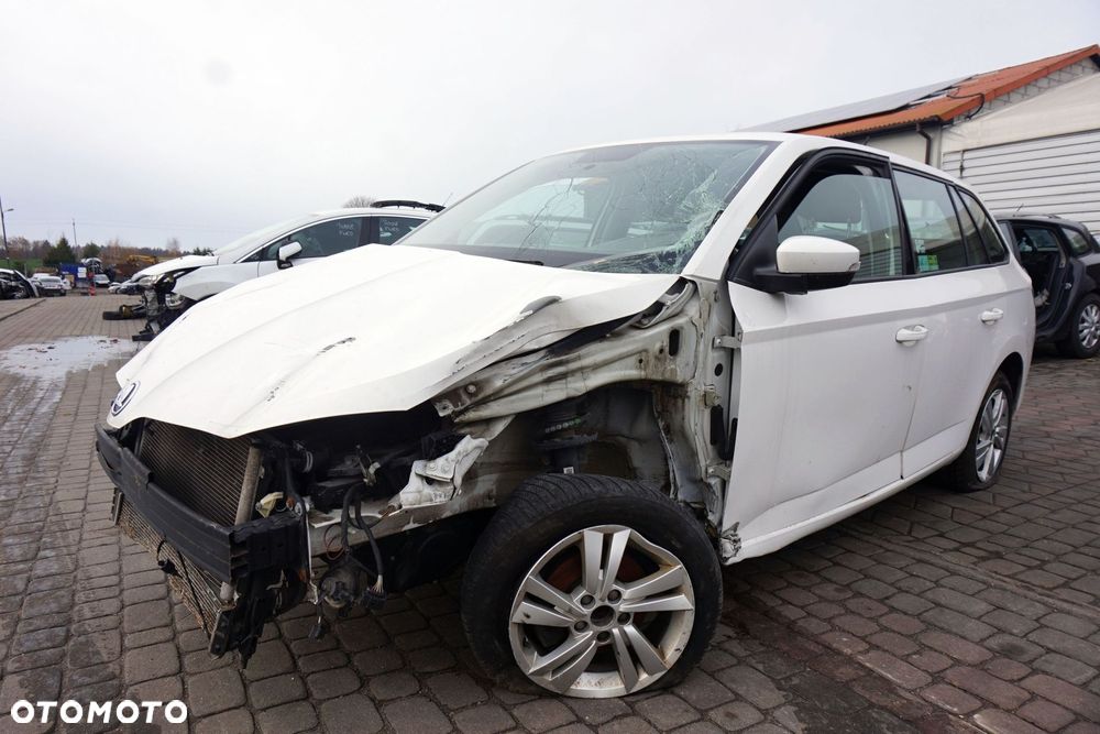 SKODA FABIA III NJ5 LIFT KOMBI 2020 LF9E 1.0 TSI DKLD 95KM QTS BIAŁY na części - 1