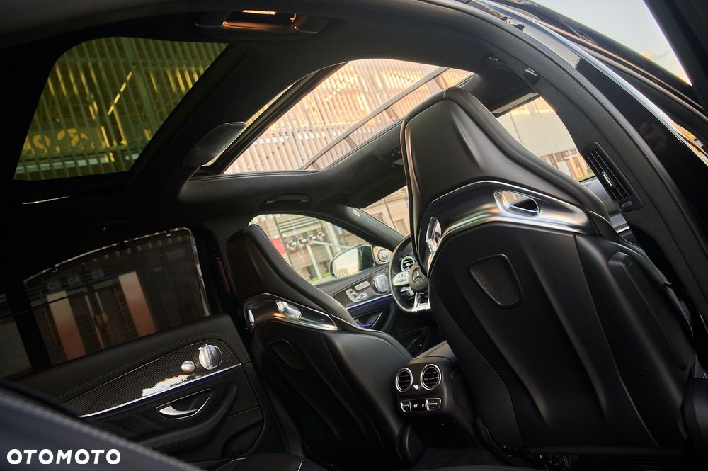 Mercedes-Benz Klasa E AMG 63 S 4-Matic+ - 26