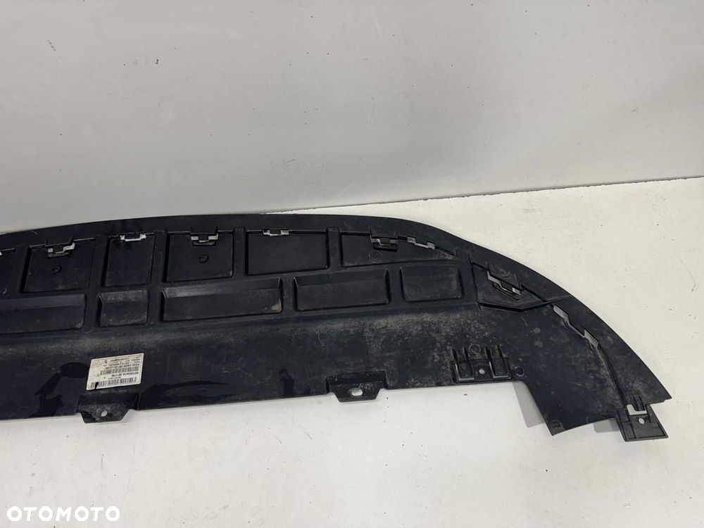Osłona Płyta pod zderzak  Mercedes 447 A4478850136 - 3
