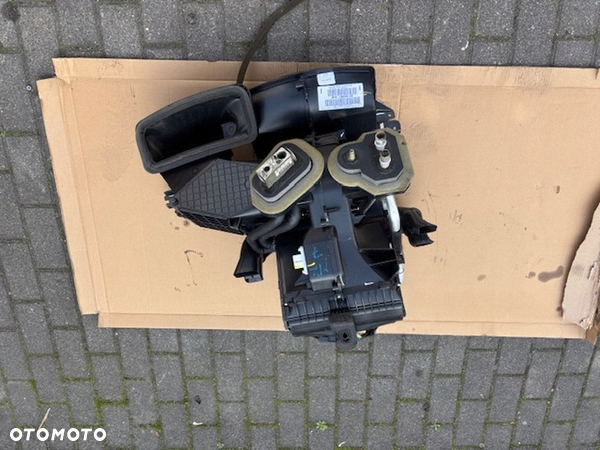 KOMPLETNA NAGRZEWNICA KLIMA FORD FIESTA MK7 2008-2017 EUROPA