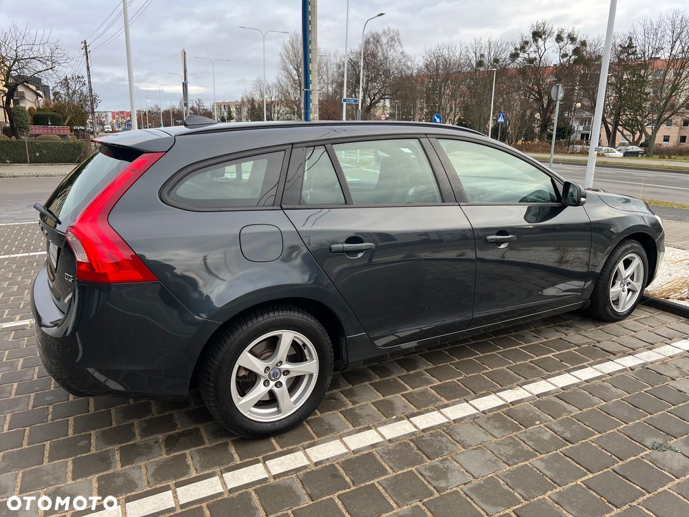 Volvo V60 D3 Momentum Core - 17