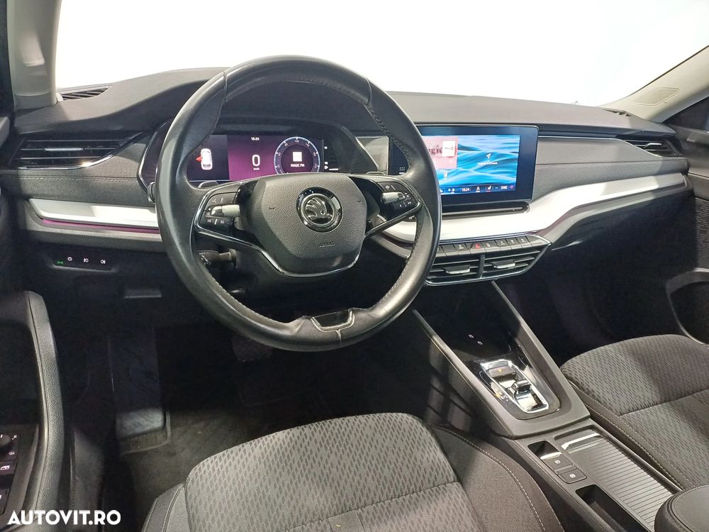 Skoda Octavia 2.0 TDI DSG Style - 7