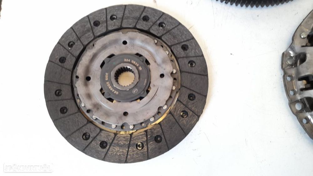 KIT EMBRAIAGEM ORIGINAL LUK | REF. 415055210 124052310 | BMW SERIE 1 118D E87 143CV N47D20C; - 3