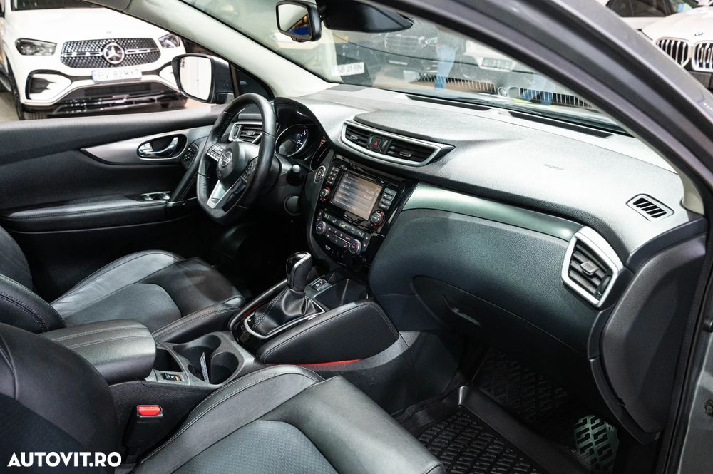 Nissan Qashqai 1.6 DCI Xtronic TEKNA - 30