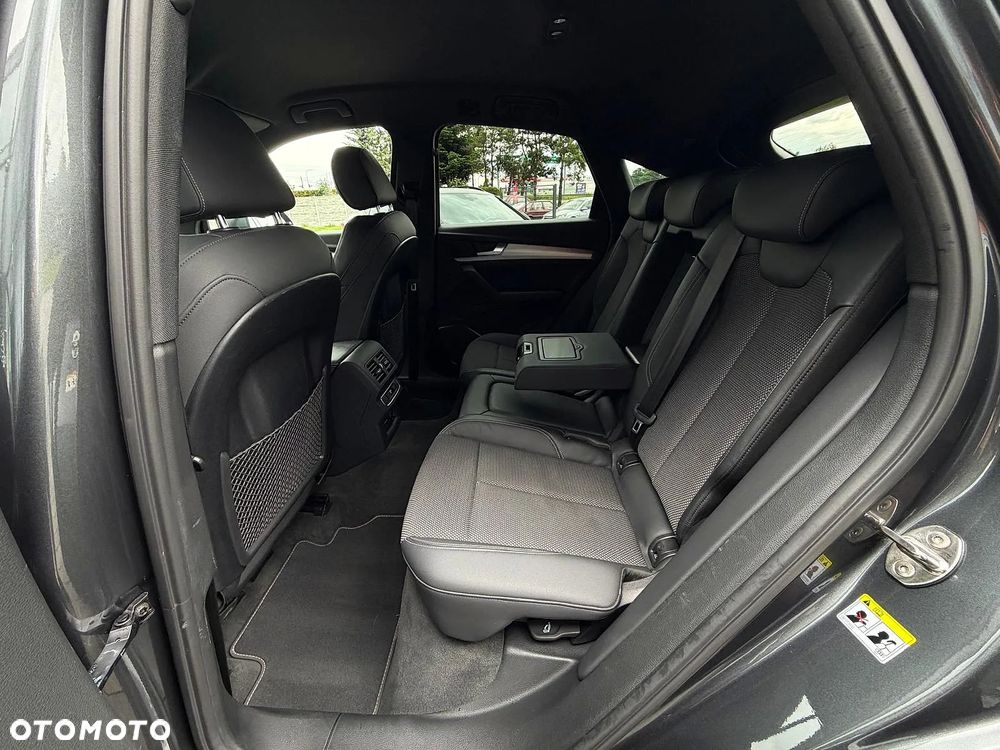 Audi Q5 50 TFSIe quattro S tronic S line - 24