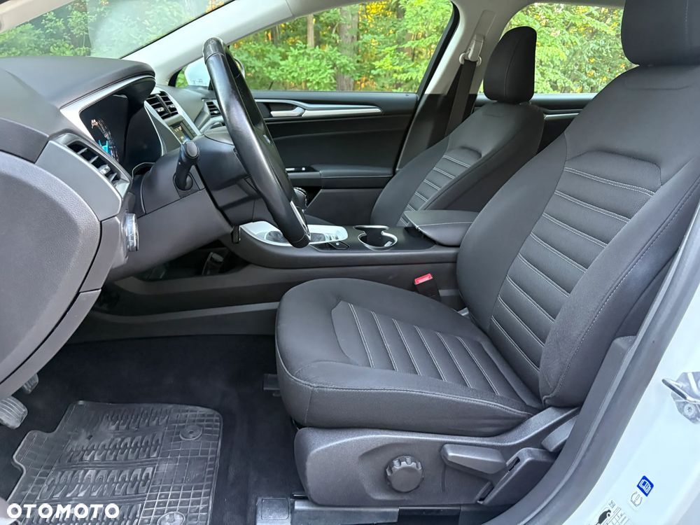 Ford Mondeo - 11