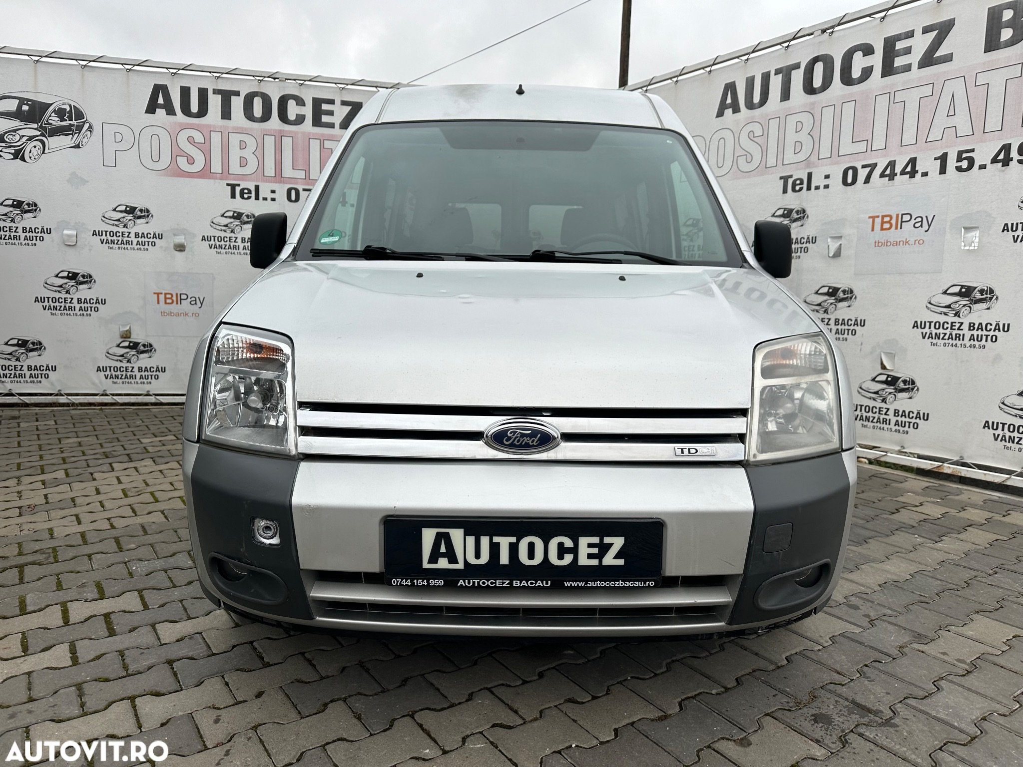 Ford Tourneo Connect - 2