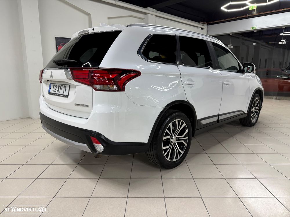 Mitsubishi Outlander 2.2 DI-D Intense+ - 6