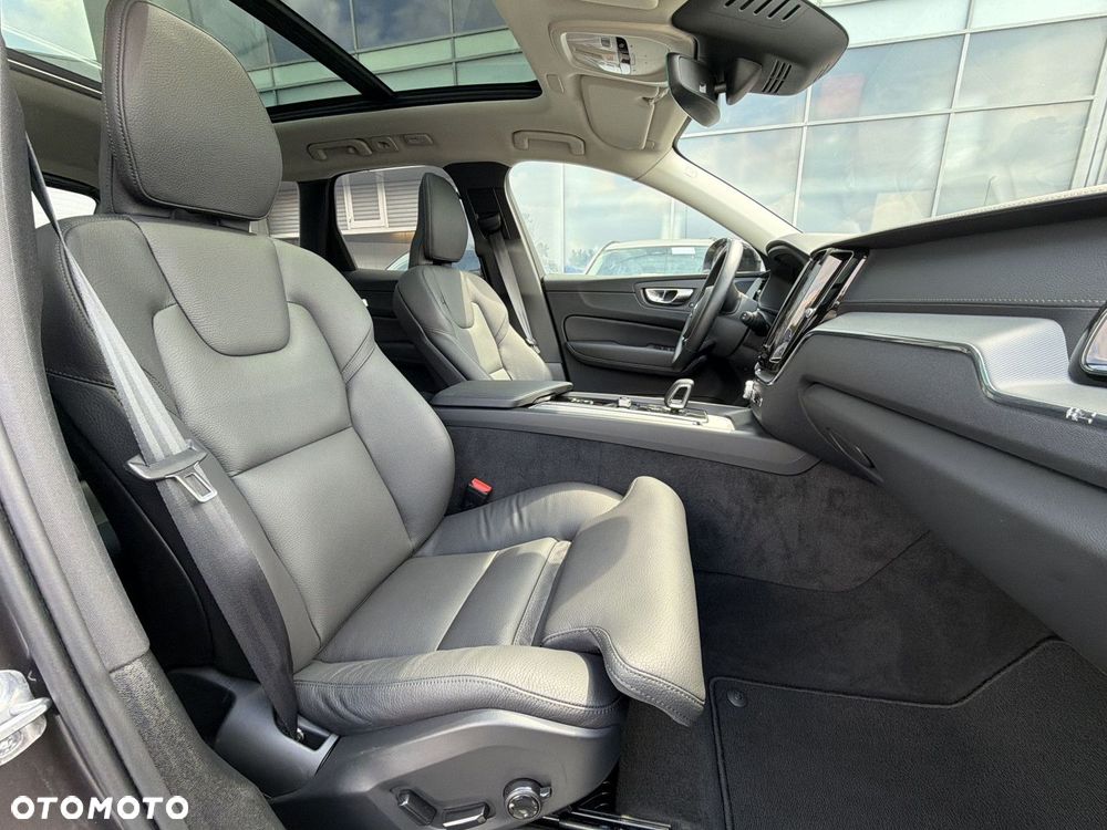 Volvo XC 60 - 13
