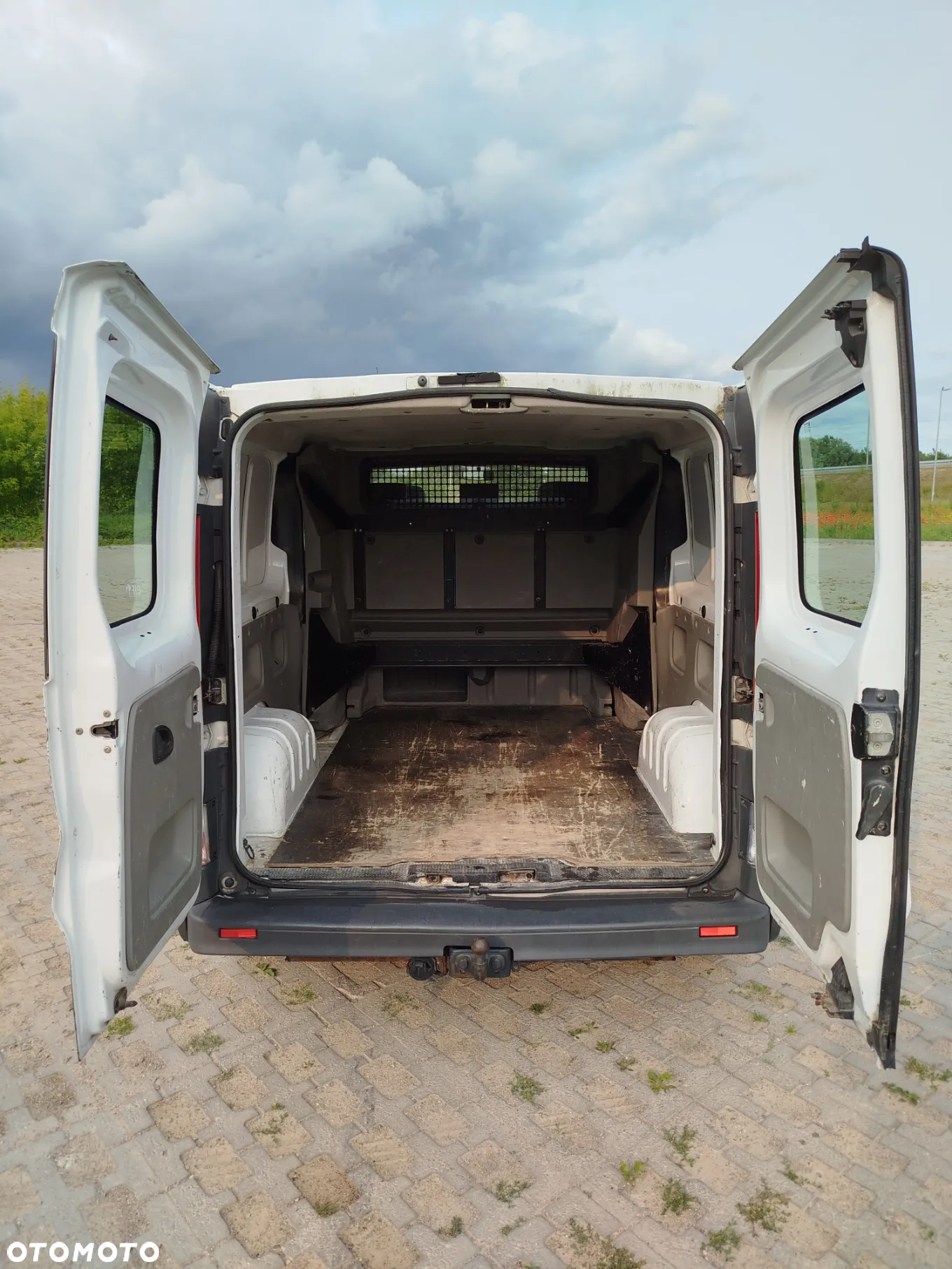 Renault Trafic - 16