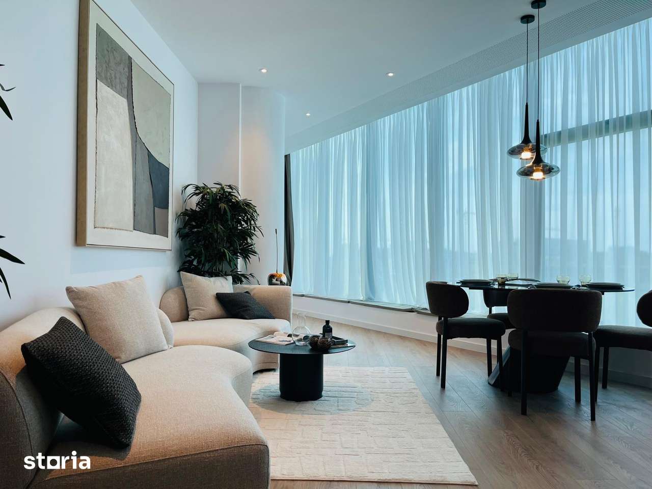 Apartament cu 4 camere de închiriat în One North Lofts - Imagine principală: 2/12