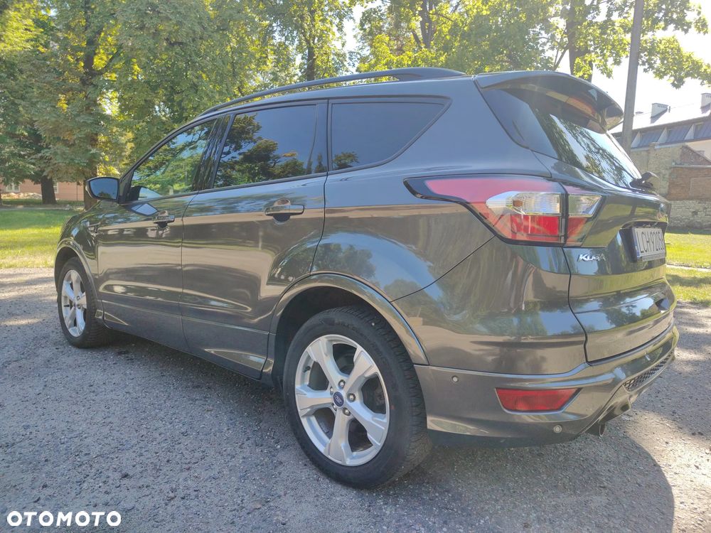 Ford Kuga 1.5 EcoBoost 2x4 ST-Line - 6