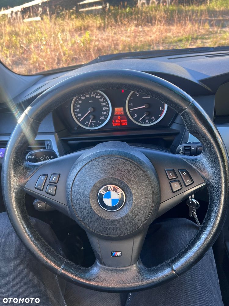 BMW Seria 5 - 18