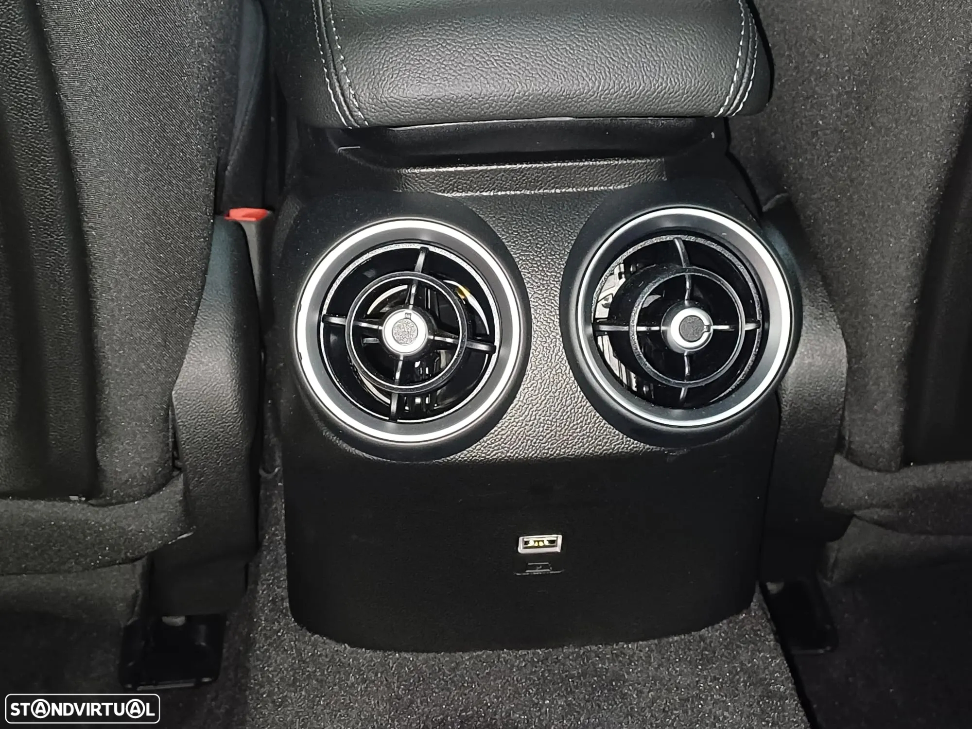 Alfa Romeo Giulia 2.2 D Super AT8 - 29