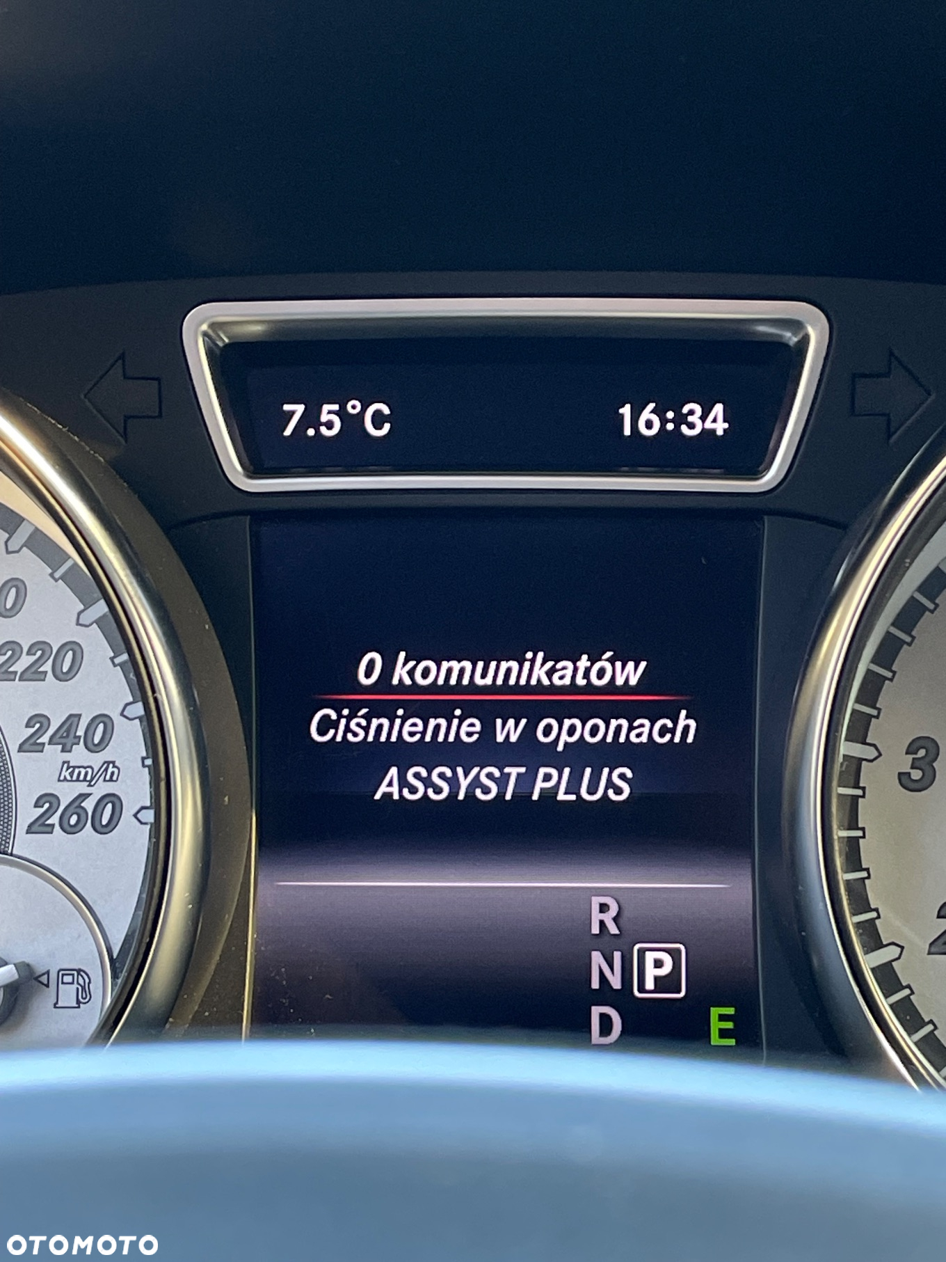 Mercedes-Benz GLA 200 7G-DCT Urban - 12
