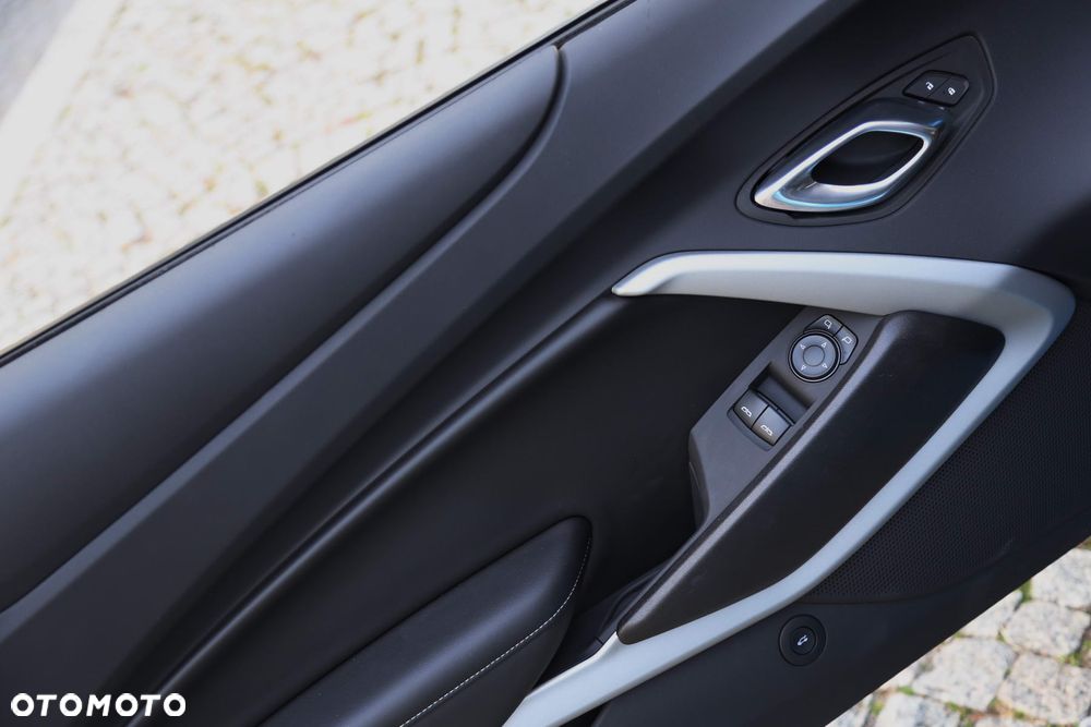 Chevrolet Camaro - 21