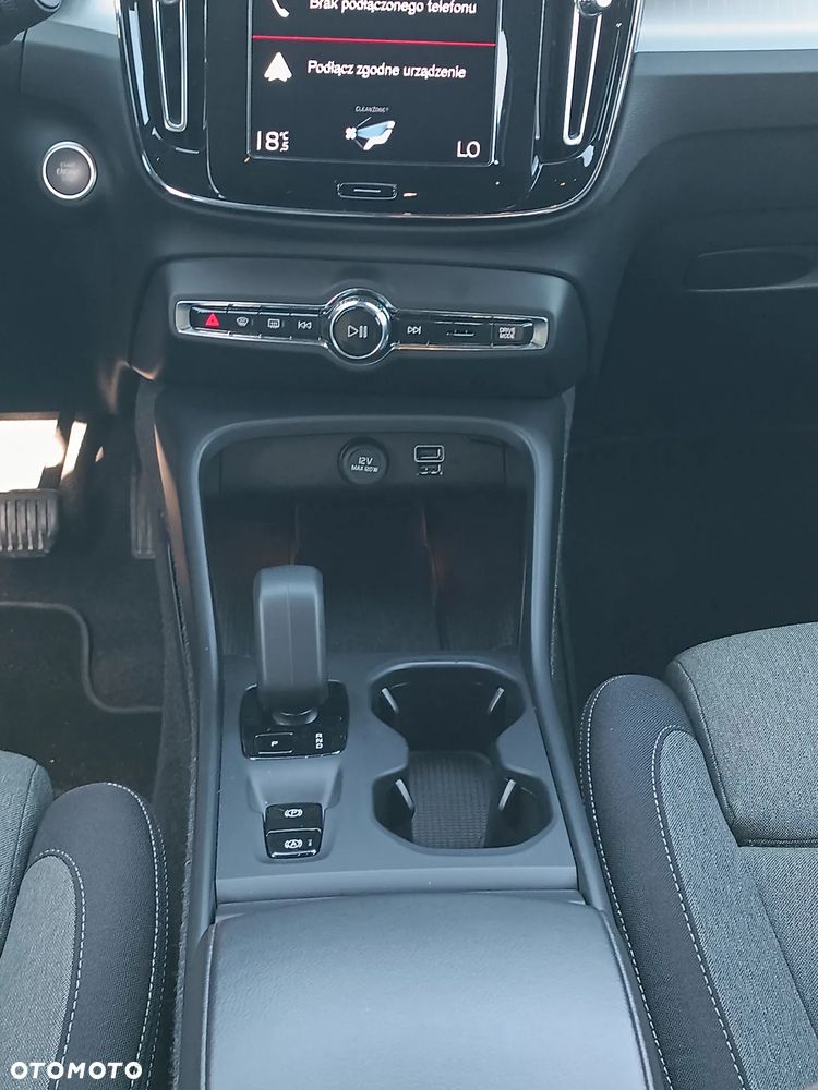 Volvo XC 40 T2 Core - 10