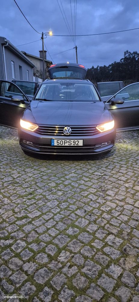 VW Passat Variant 2.0 TDi Highline - 42