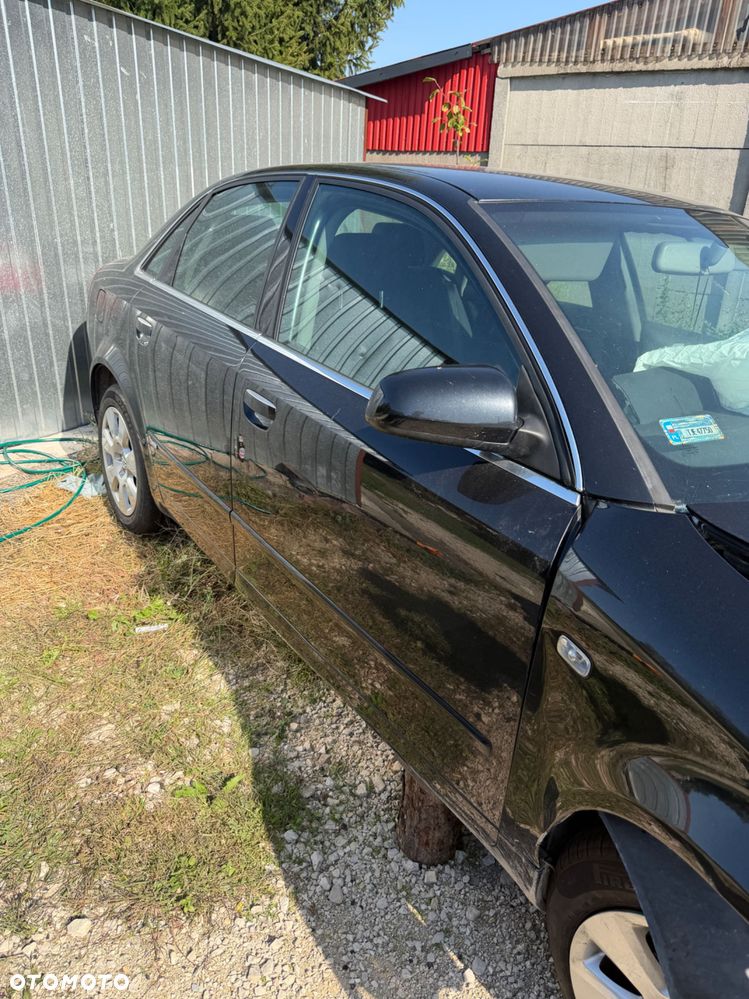 Audi A4 Limousine - 5