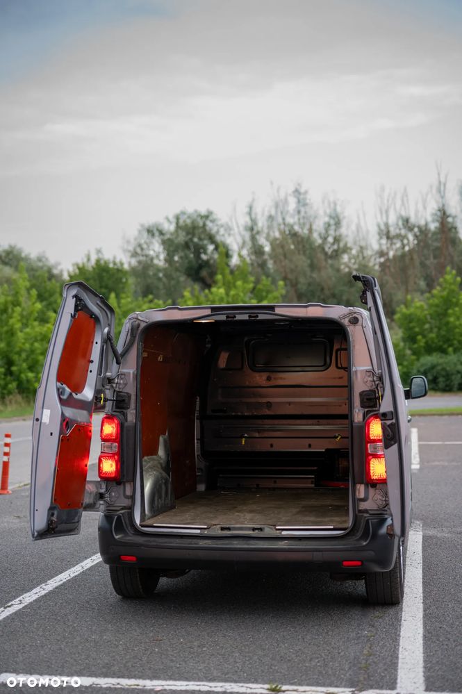 Opel Vivaro - 30
