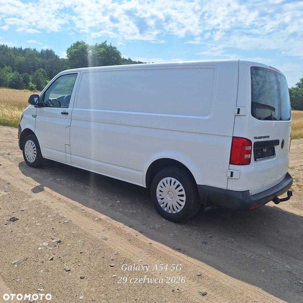 Volkswagen Transporter - 4
