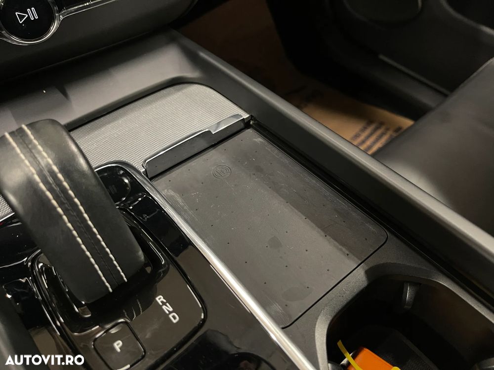 Volvo XC 60 B4 D AWD Geartronic RDesign - 28