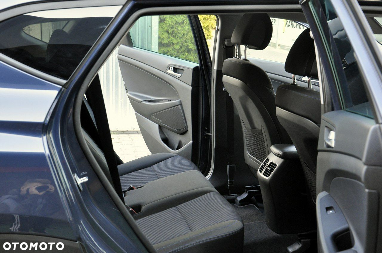Hyundai Tucson 1.7 CRDI BlueDrive Comfort 2WD DCT - 24
