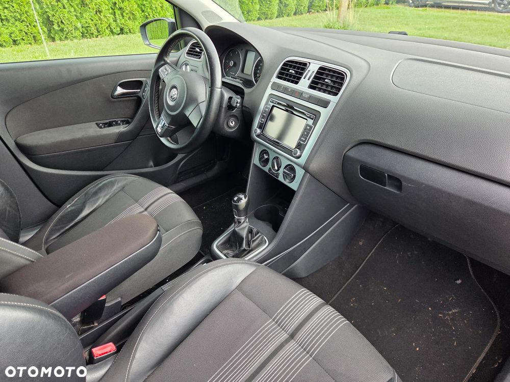 Volkswagen Polo 1.6 TDI MATCH - 9