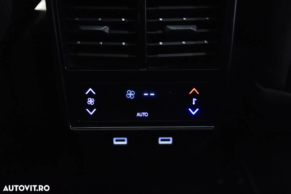 DS Automobiles DS 7 Crossback Crosback 1.6 PHeV AWD 300 EAT8 Rivoli - 20