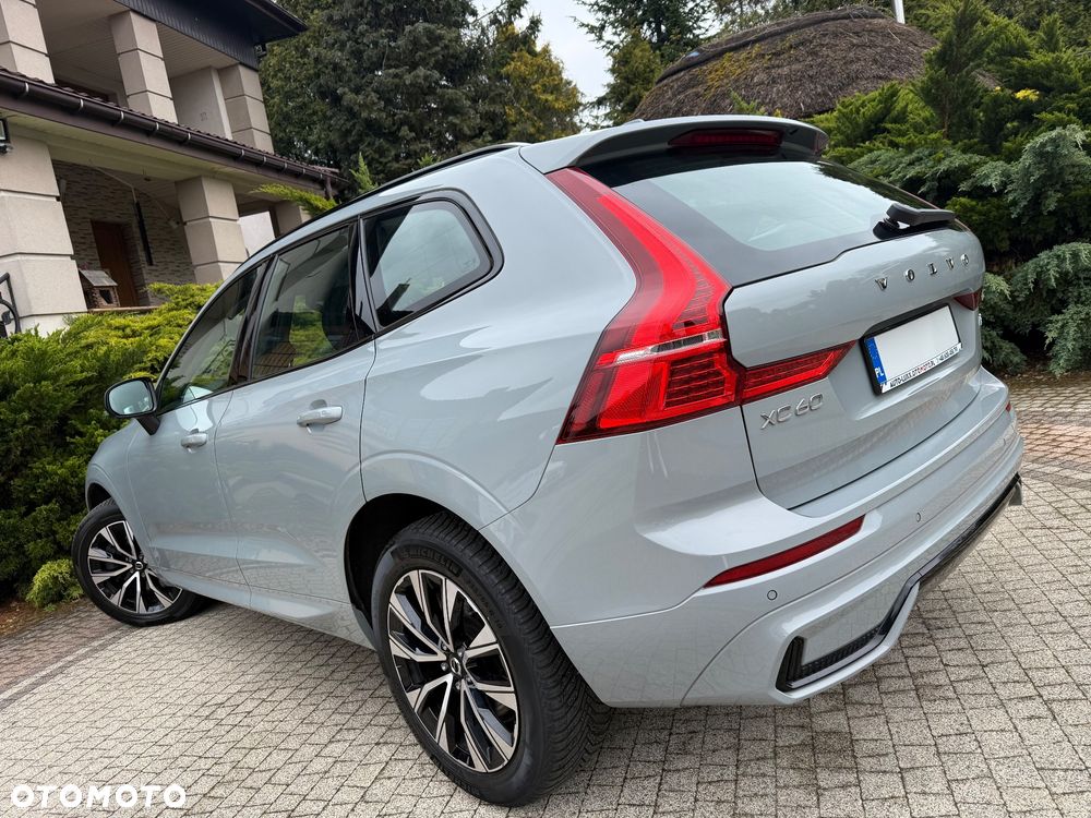 Volvo XC 60 B4 D Ultimate Dark - 14