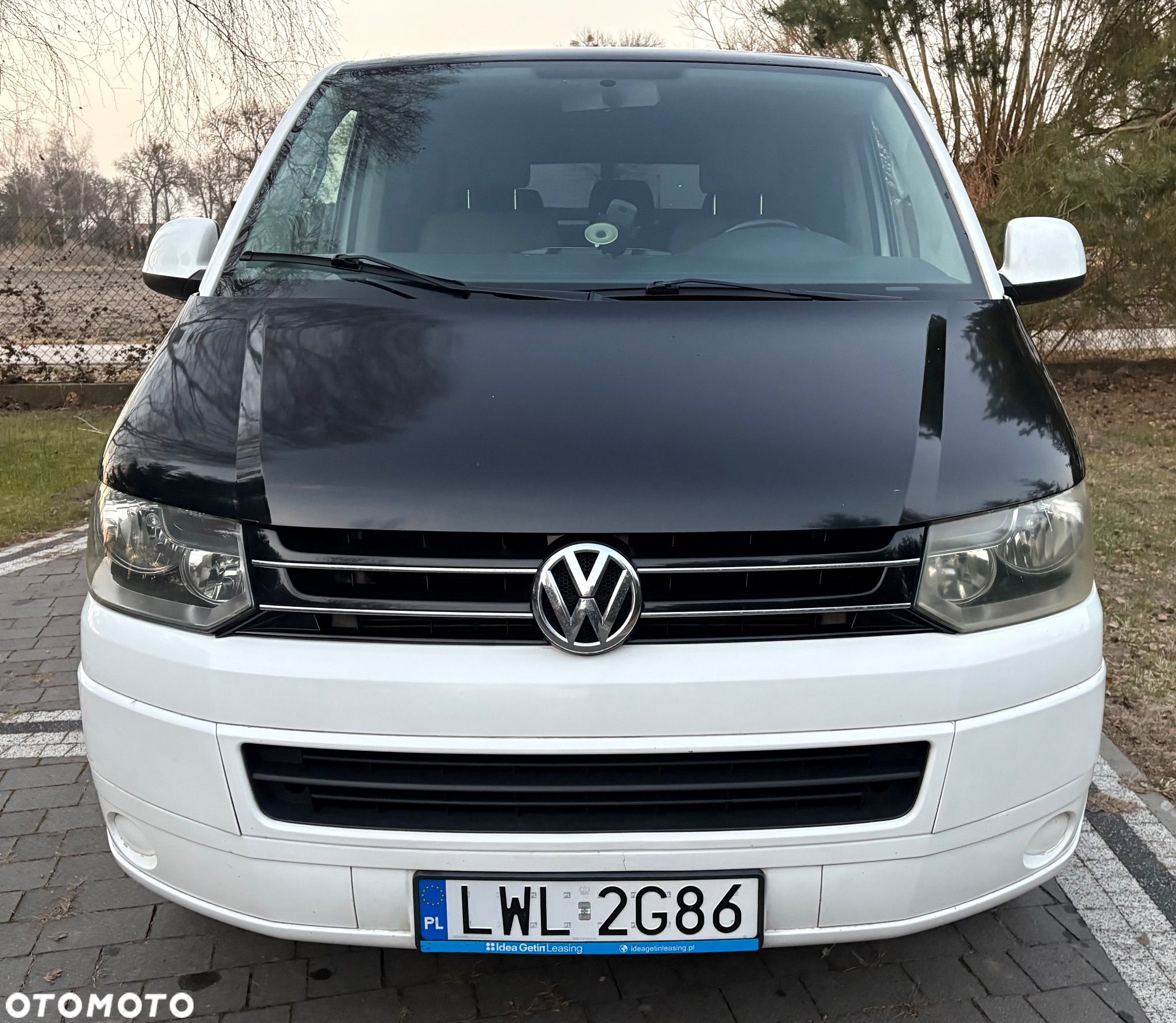 Volkswagen Caravelle - 3