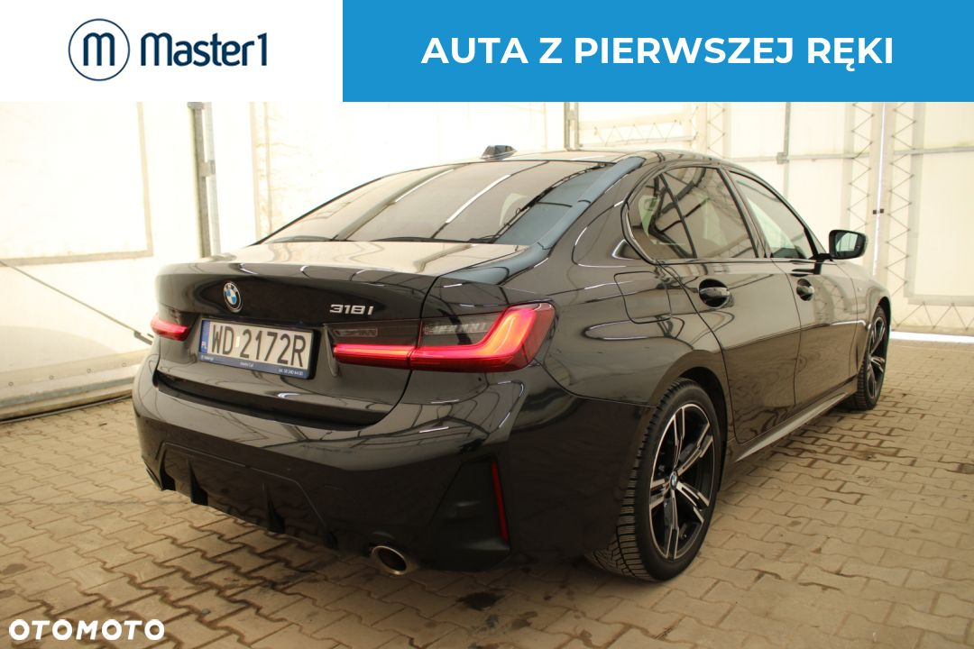 BMW Seria 3 318i M Sport - 4