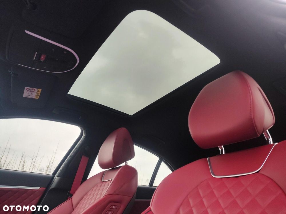Genesis G70 - 16