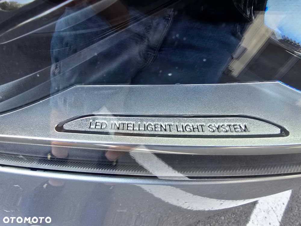 Mercedes-Benz Klasa V 220 d 9G-Tronic - 9