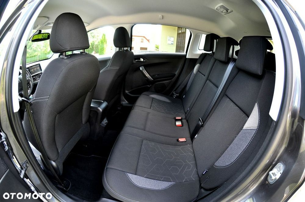 Peugeot 2008 1.2 Pure Tech GPF Crossway S&S - 16