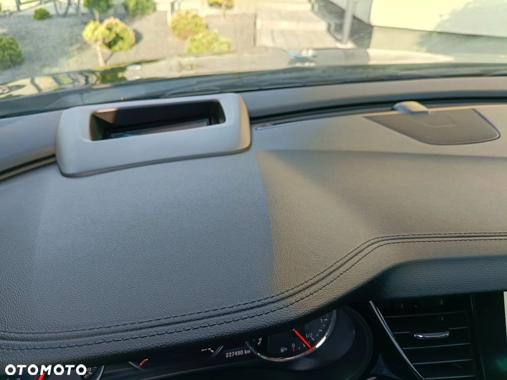 Opel Insignia 1.5 T Innovation S&S - 18