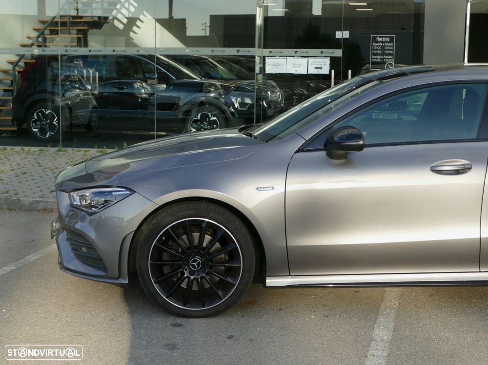 Mercedes-Benz CLA 250 e AMG Line - 14