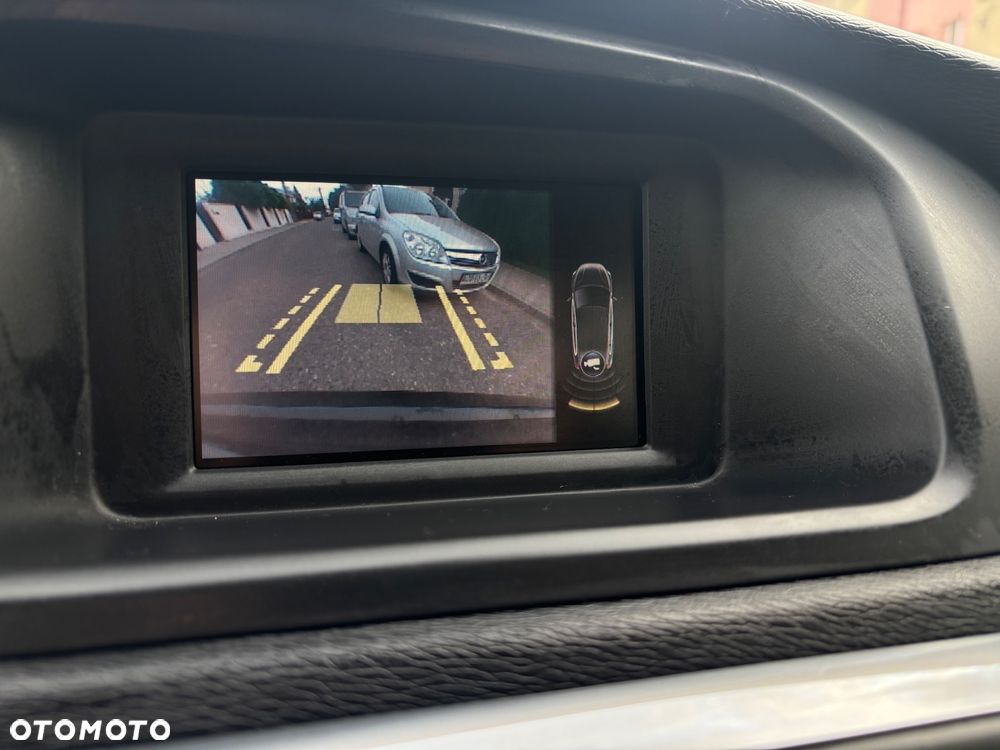 Volvo V40 D2 Momentum - 8