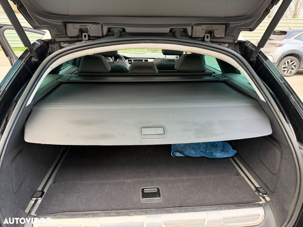 Peugeot 508 RXH Hybrid4 - 17