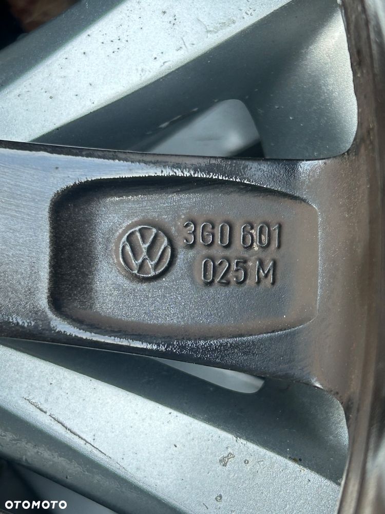 Felgi 17 Passat B8 Golf 4 sztuki - 3
