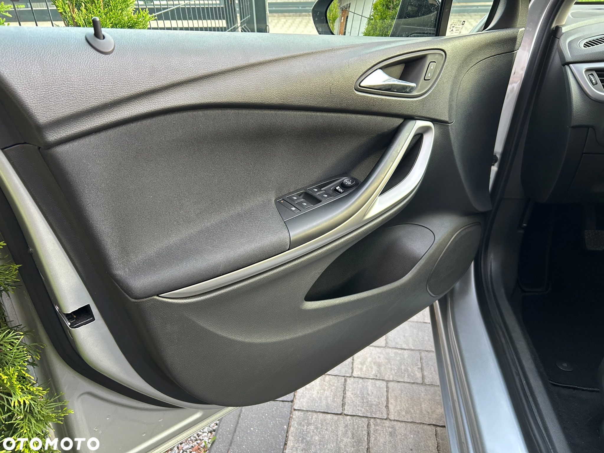 Opel Astra V 1.5 CDTI Edition S&S - 10