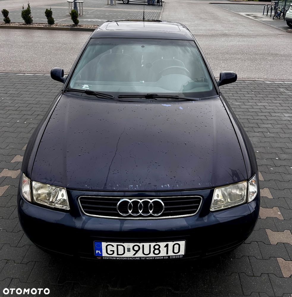 Audi A3 1.6 Ambiente - 1