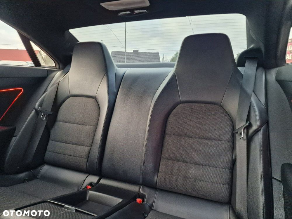 Mercedes-Benz Klasa E - 17